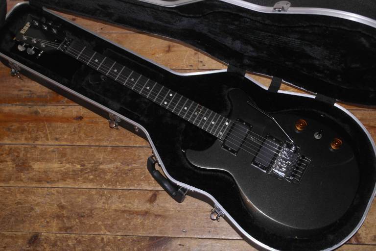 image for ESP Les Paul Special doublecut Japanese Custom order, original Floyd Rose tremolo and EMG pickups