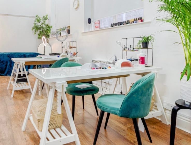 Nail Desk to Rent Manchester City Centre