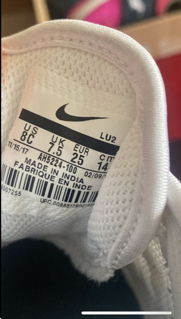 Toddlers Nike trainers 7.5 