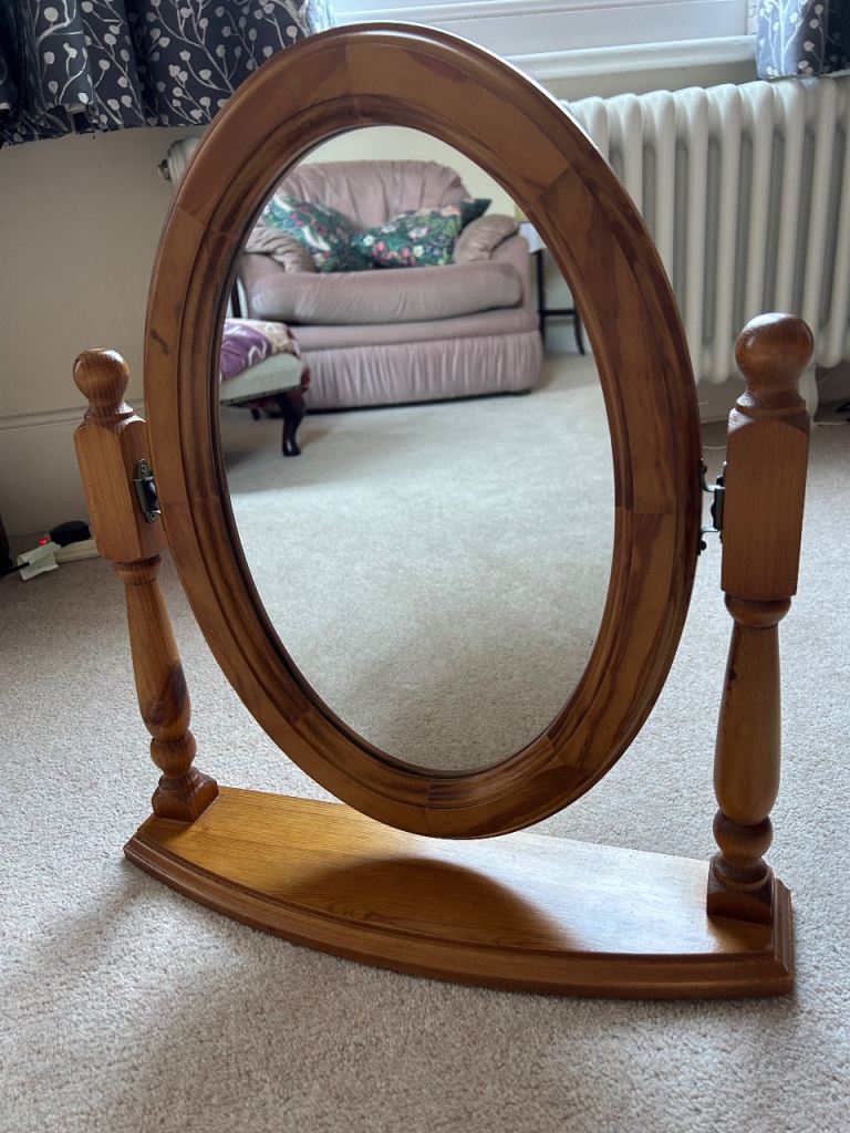 Pine mirror with tilt