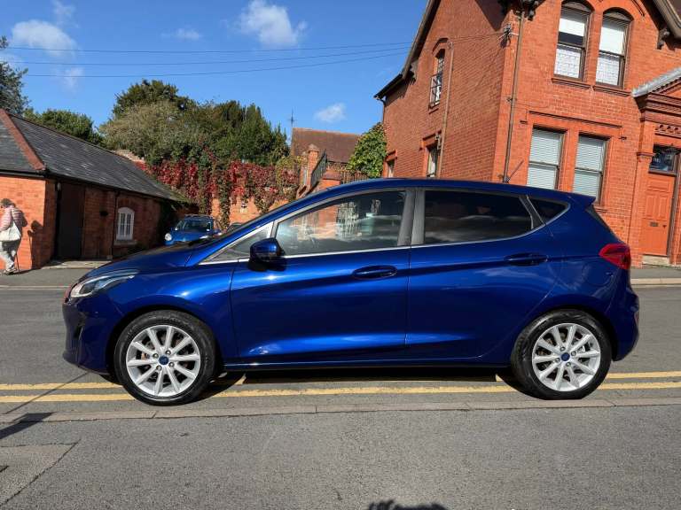 2017 Ford Fiesta 1.0T EcoBoost Titanium Hatchback 5dr Petrol Manual Euro 6 (s/s) (125 ps) Hatchba...