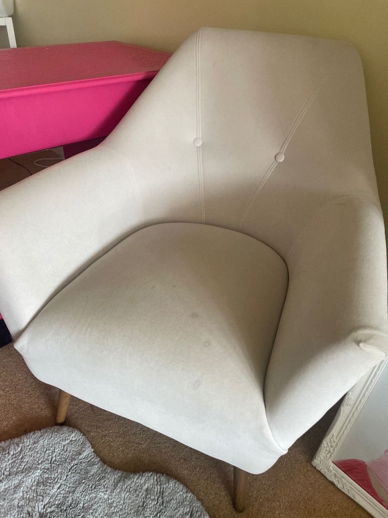 Retro style armchair 
