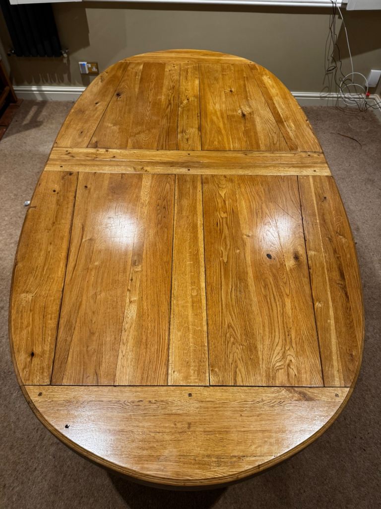 image for Solid oak extendable dining table