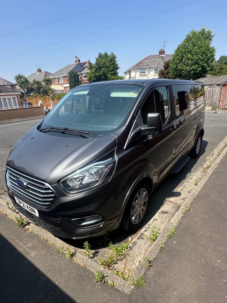 Ford tourneo custom titaniumautomatic nine seater