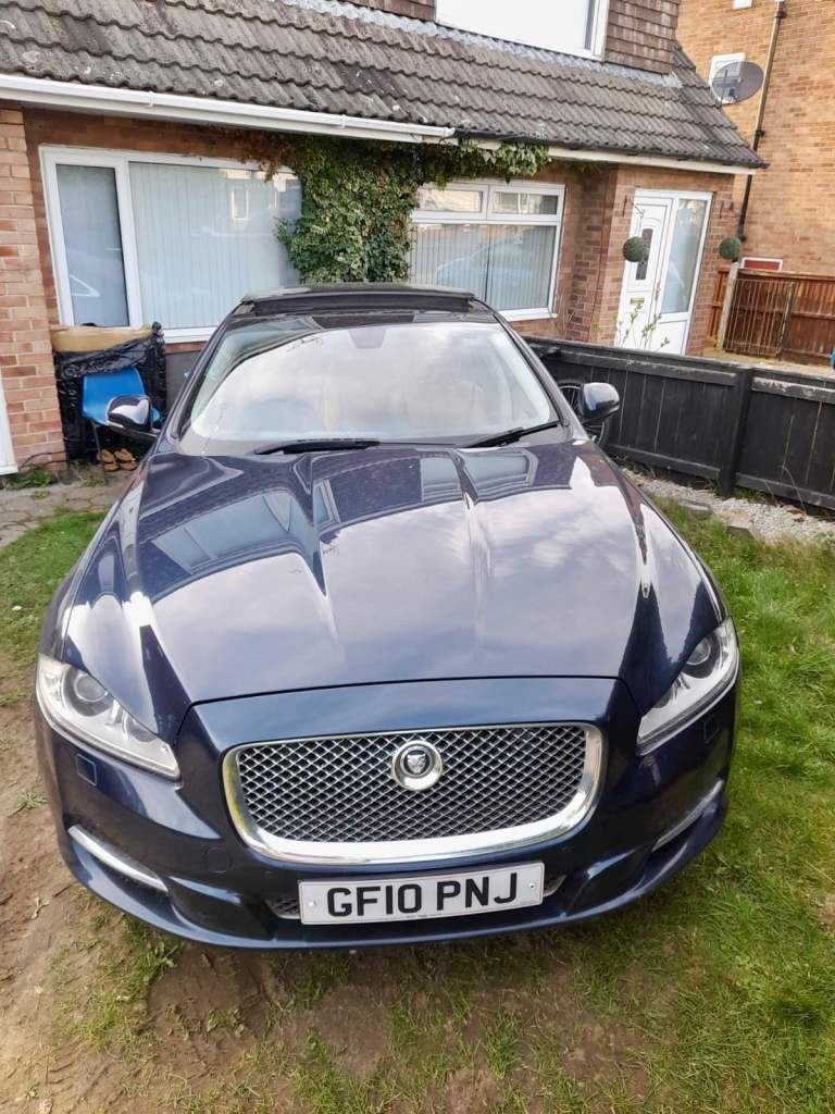 2010 Jaguar XJ 3.0D Premium Luxury — Mint Condition — £5,500