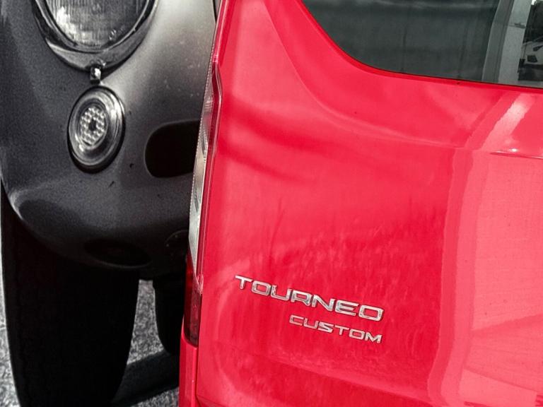 2017 Ford Tourneo Custom 2.0 290 EcoBlue Sport L2 Euro 6 (s/s) 5dr MPV Diesel Manual