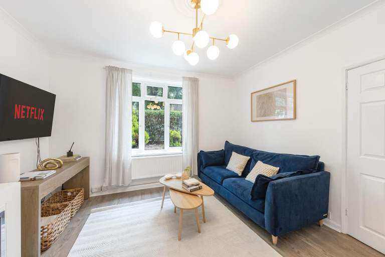 Handyman and Handyman Services | 24/7 Availability | Reliable and Professional!