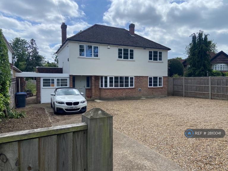 4 bedroom house in London Road, Slough, SL3 (4 bed) (#2810041)