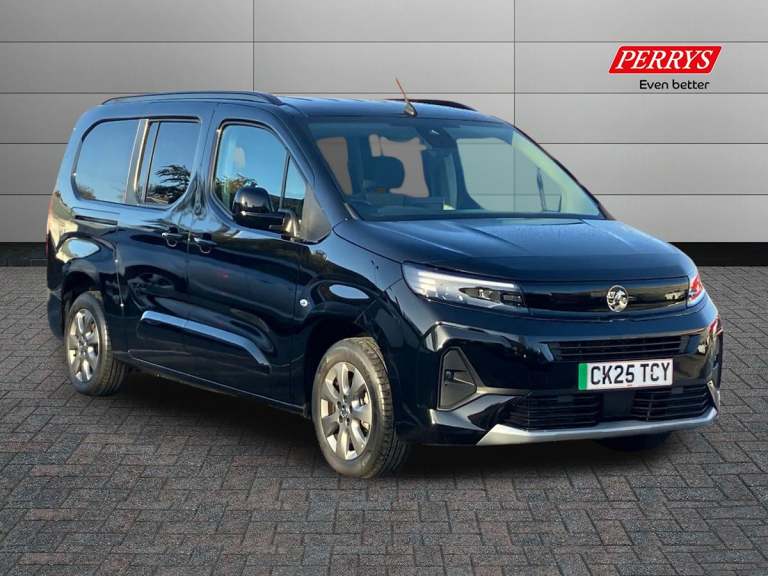 2025 Vauxhall Combo Life Combo Life 100kW Ultimate XL 52kWh 5dr Auto Estate Estate ELECTRIC Autom...