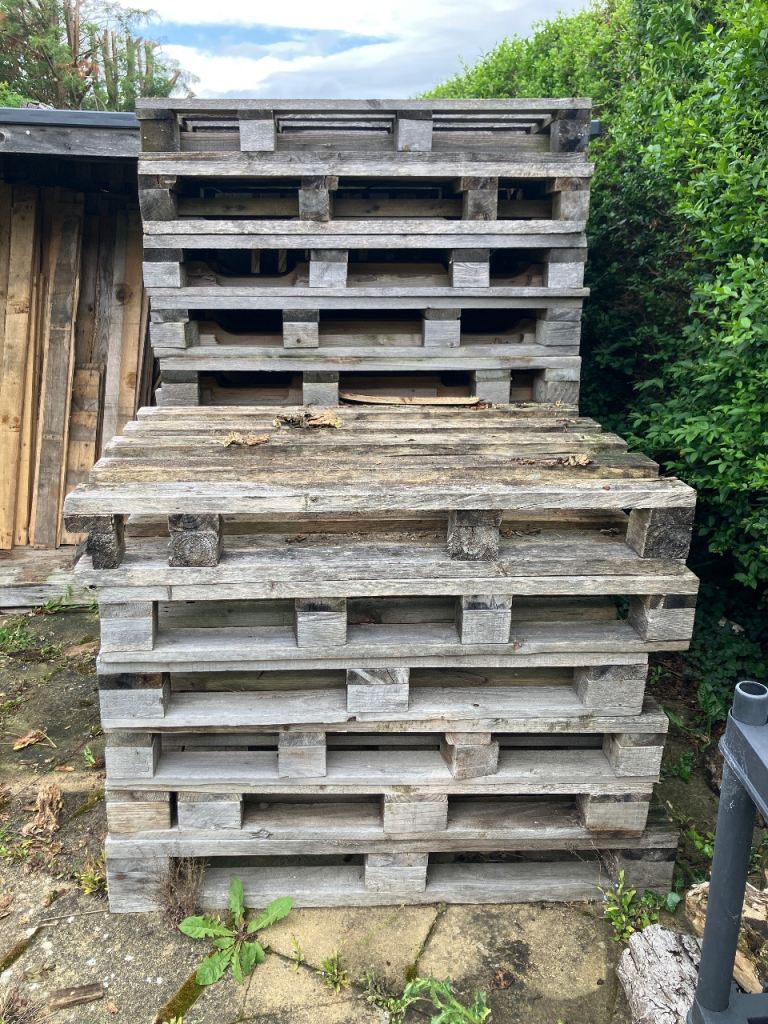 Free pallets