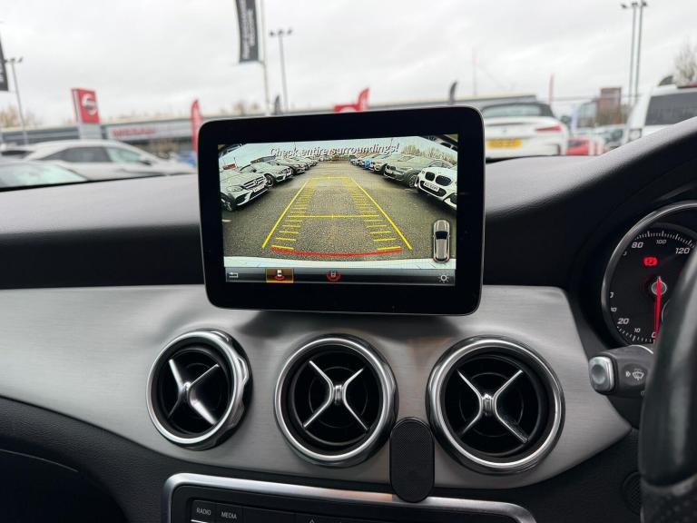 2017 Mercedes-Benz GLA GLA 220d 4Matic AMG Line Prem Plus 5dr Auto ESTATE DIESEL Automatic