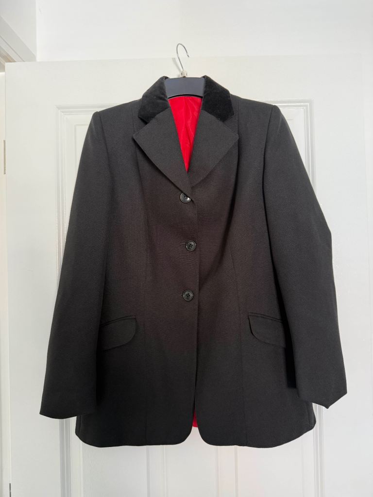 Black size 34 (UK 6/8) girls/ladies show jacket