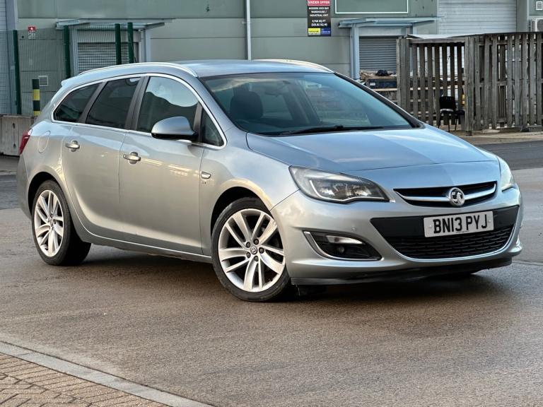 2013 Vauxhall Astra 1.6i 16V SRi 5dr ESTATE Petrol Manual