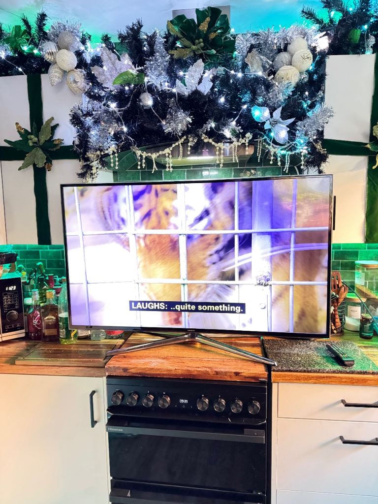 Smart Samsung 48” tv slim 