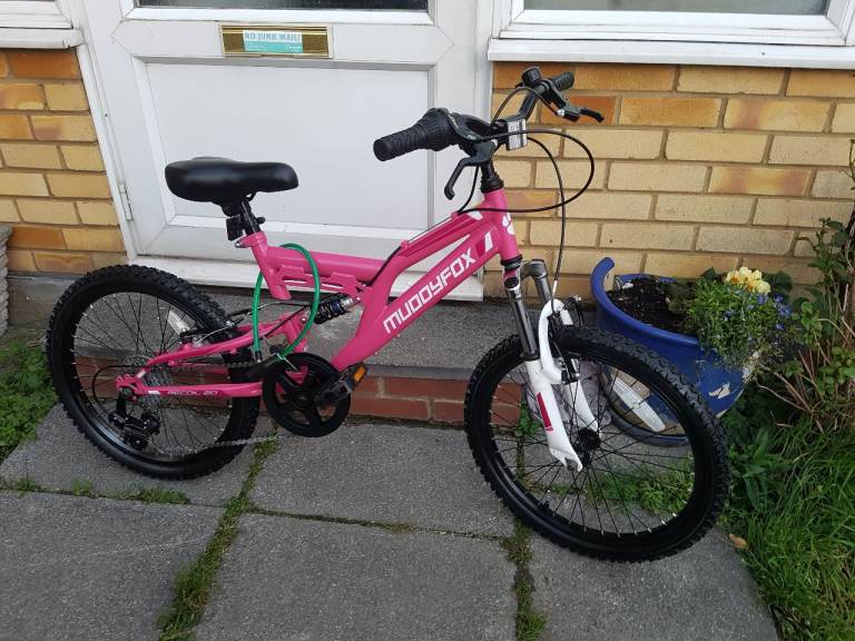 GIRLS 20" WHEEL MUDDYFOX SUSPENSION BIKE GOOD AS NEW CONDITION AGE 7+