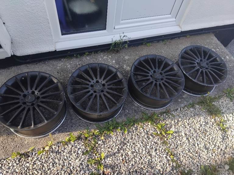 Mercedes cla45 standard wheels