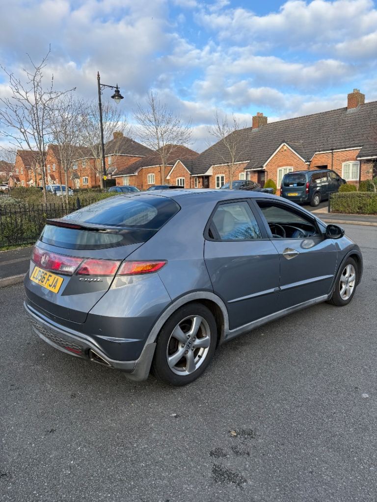 AUTOMATIC Honda Civic 1.8 Petrol VTEC - Panoramic Roof - ULEZ FREE