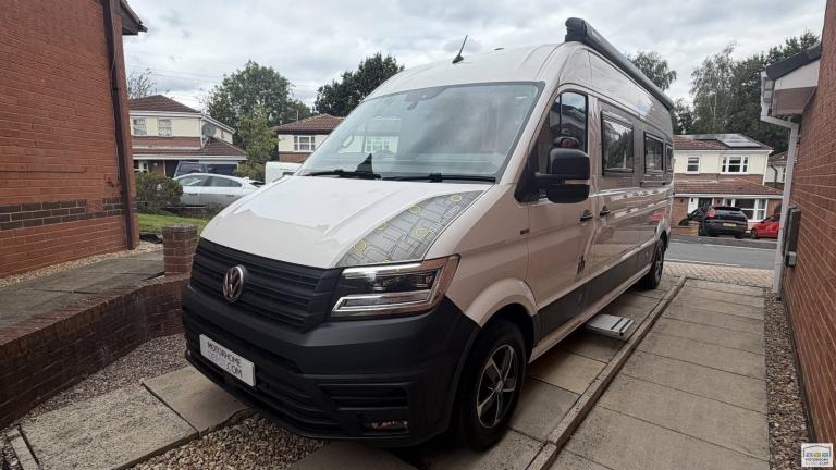 IH RL680 RD, rear lounge, 2 berth, Automatic motorhome for sale