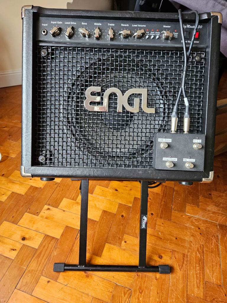 Engl GigMaster 30w Valve Guitar Combo plus Footswitch and Tiger Angled Stand