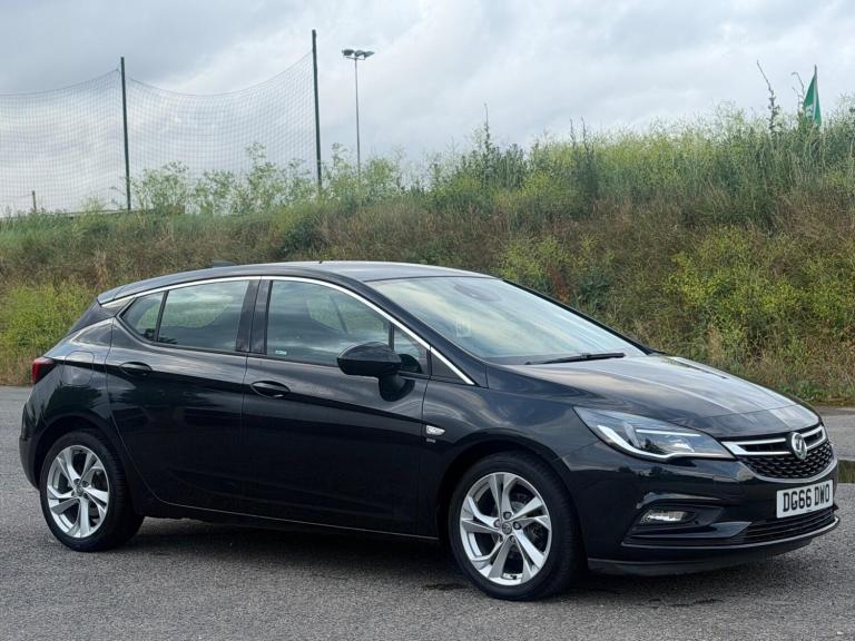 2016 Vauxhall Astra 1.6 CDTi 16V ecoFLEX SRi Nav 5dr HATCHBACK DIESEL Manual