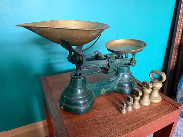 Vintage retro kitchen scale Librasco 