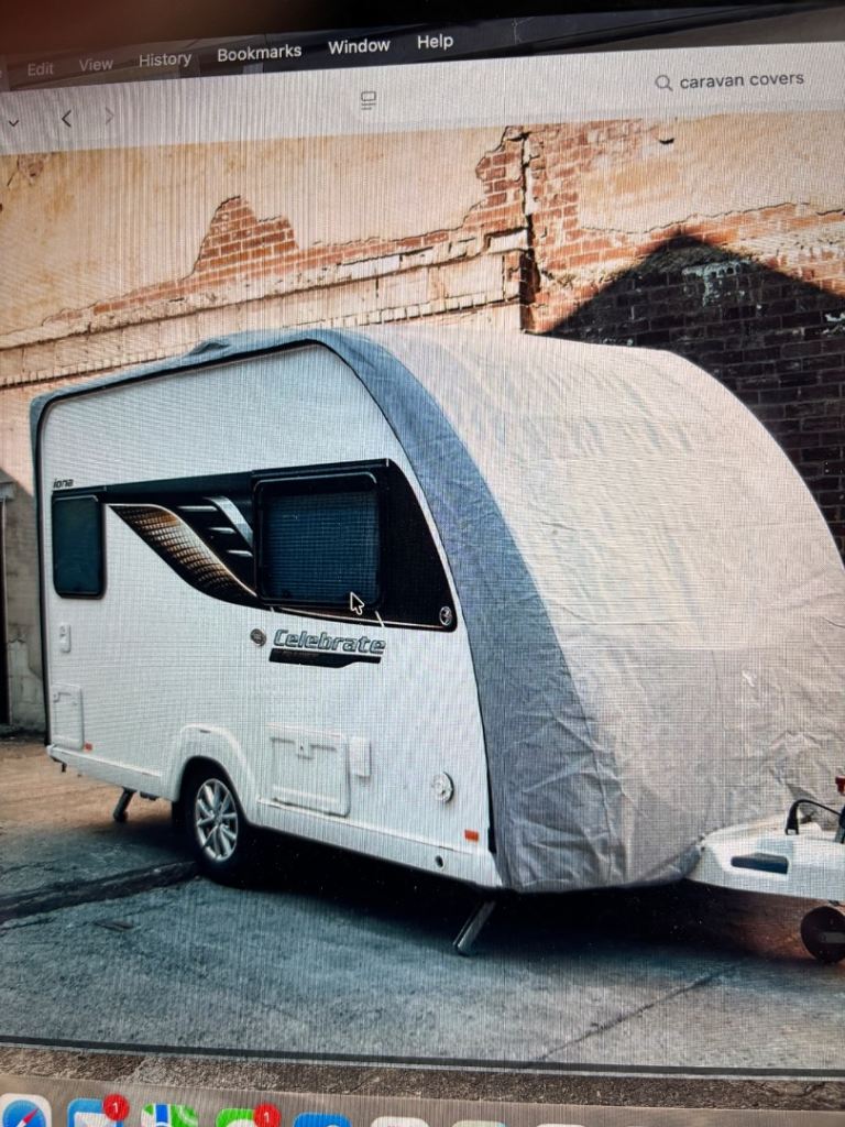 Caravan roof cover 