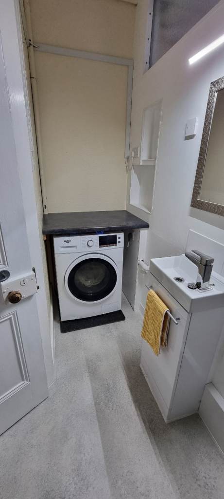 One bed flat - Furnished