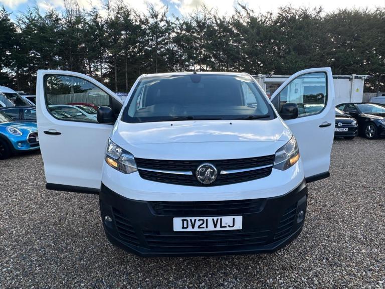 2021 Vauxhall Vivaro 2900 1.5d 100PS Dynamic H1 Van PANEL VAN DIESEL Manual