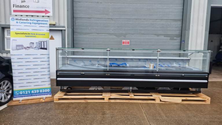 3.8 meter BUTCHER DISPLAY Commercial Refrigeration Commercial Fridges Freezers Meat Display