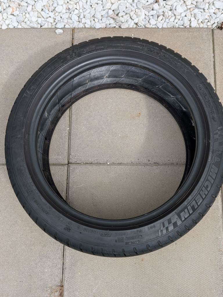 Michelin Pilot Sport 3 tyre 195 45 16