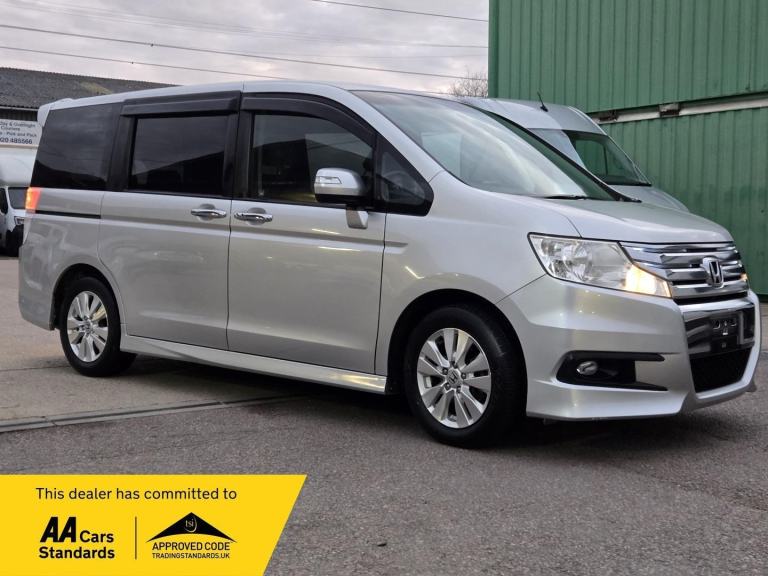 2012 Honda Stepwagon Spada Z Fresh import warranted mileage ULEZ compliance  Hat