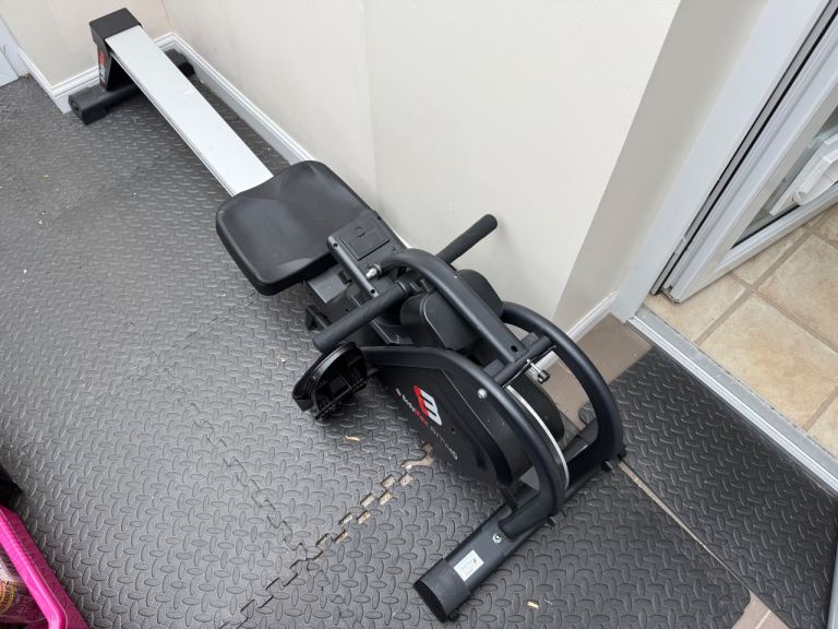 BodyMax RM40 Rowing Machine – Good Condition, Fully Working