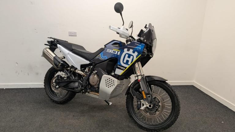HUSQVARNA NORDEN 901 EXPEDITION ** CRUISE CONTROL - 12 MONTHS MOT - ABS **