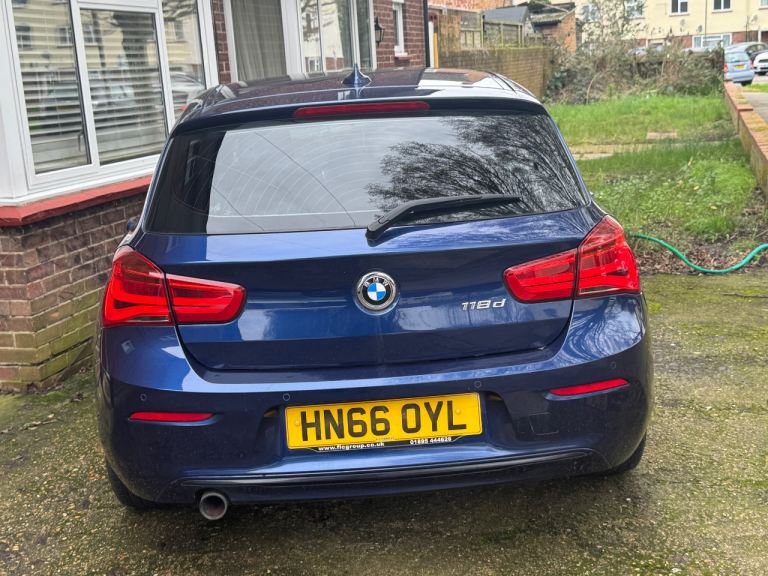 BMW, 1 SERIES, Hatchback, 2016, Semi-Auto, 1995 (cc), 5 doors