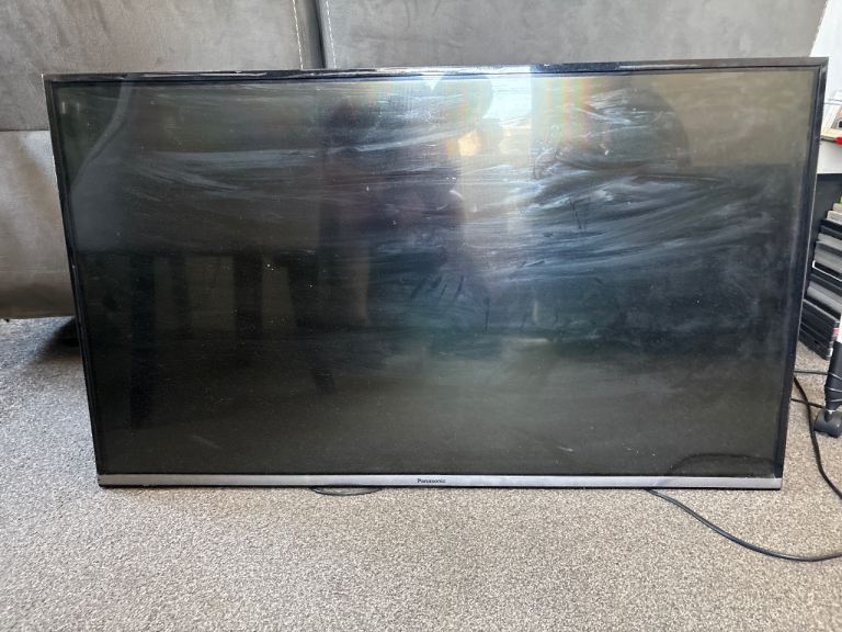 42 inch smart tv Panasonic