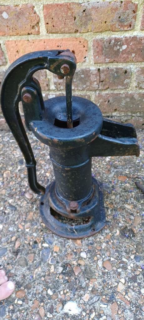 image for Vintage water pump 