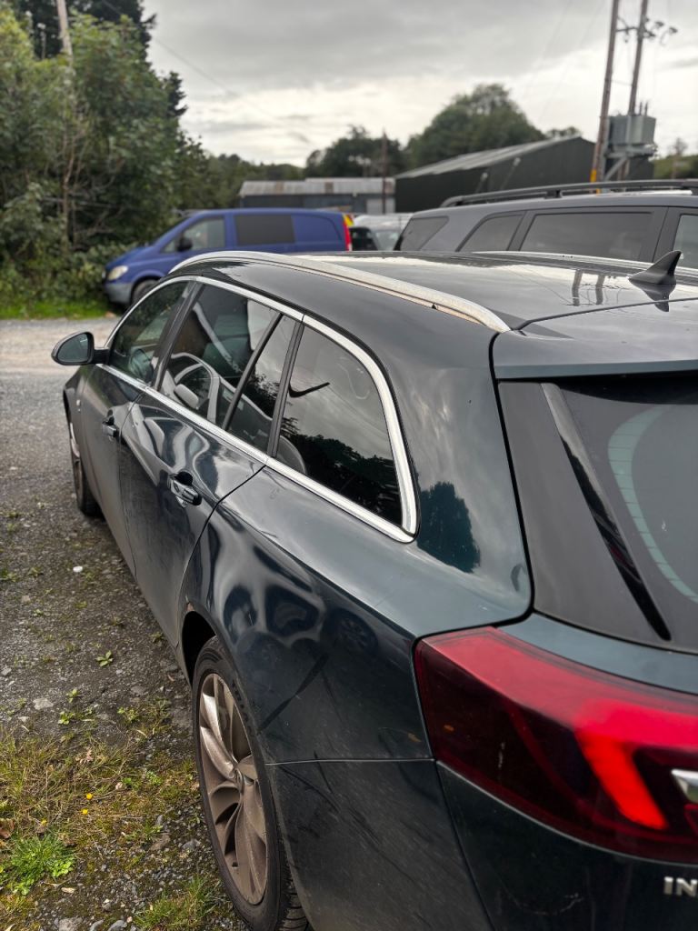 Vauxhall, INSIGNIA, Estate, 2014, Manual, 1956 (cc), 5 doors