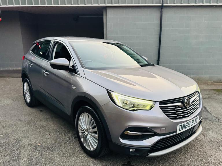 2019 Vauxhall Grandland X 1.5 Turbo D Tech Line Nav 5dr HATCHBACK DIESEL Manual