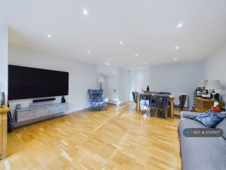 4 bedroom house in Aston Close, Hemel Hempstead, HP3 (4 bed) (#2747107)