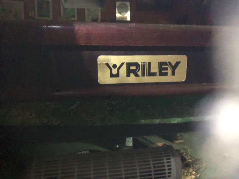 Riley  snooker table Full size 