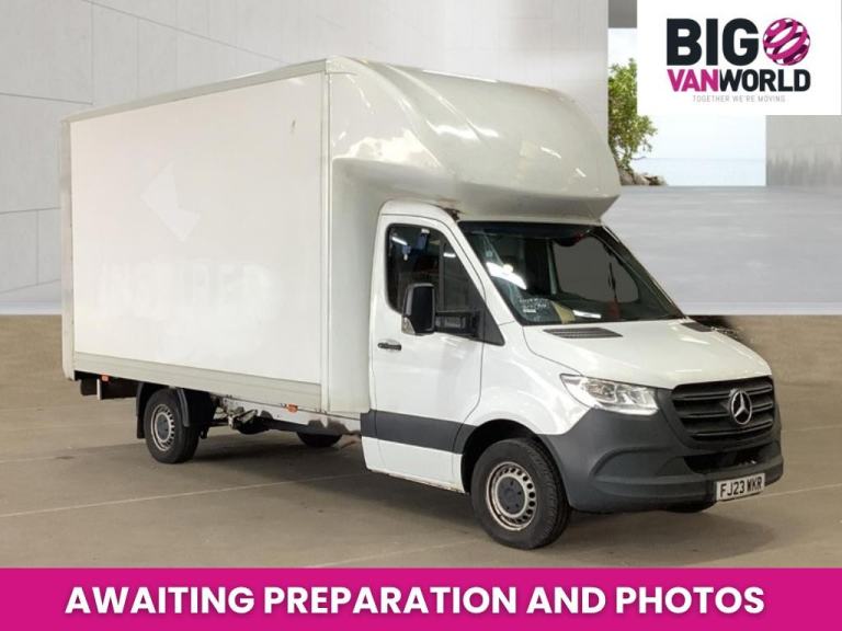 Mercedes-Benz Sprinter 315 CDI 150 L3 PROGRESSIVE LWB LUTON WITH TAIL LIFT RWD