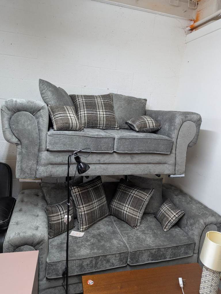 Grey Velvet Chesterfield 3+2 Seater Sofa Set with Tartan Scatter Cushions £599__