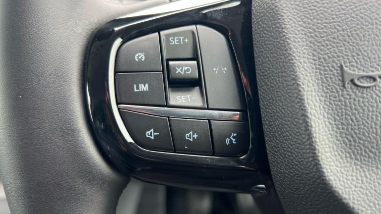 2025 Ford Transit Custom 320 L1 Diesel Fwd 2.0 EcoBlue 136ps H1 Van Limited Van Diesel Manual