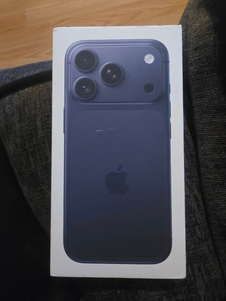 Iphone 17 pro 1tb brand new sealed 