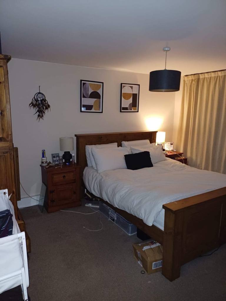 One bed seeking two bed swap