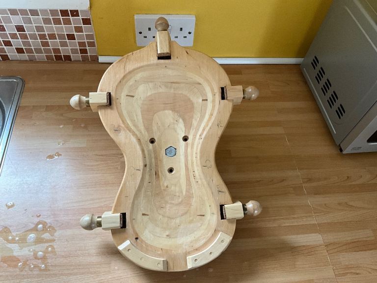 Violin salver