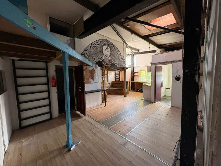 720sqft 1st Floor w large Mezz Workshop Studio Warehouse Creative Space in Hackney Wick £2400pcm