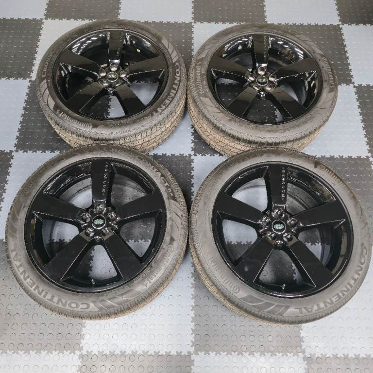 Genuine Land Rover Defender 22" Style 5098 Alloy Wheels Black 90 110
