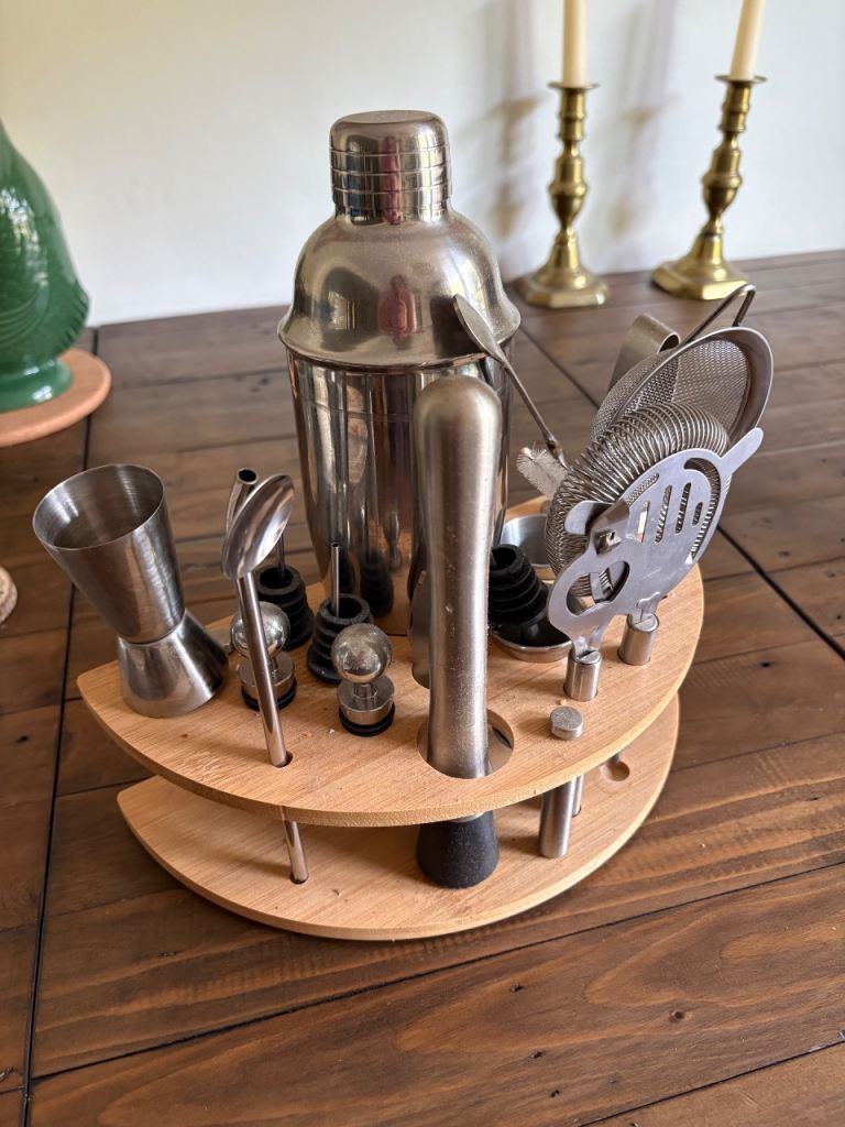 Cocktail making set