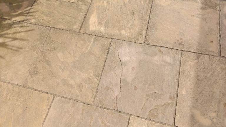60x60cm Indian Sandstone paving slabs, 9no. or 3.2m2